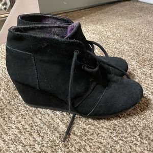 Skechers, black suede, wedge. Bobs